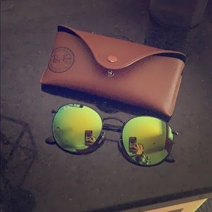 RayBan Round Sunglasses